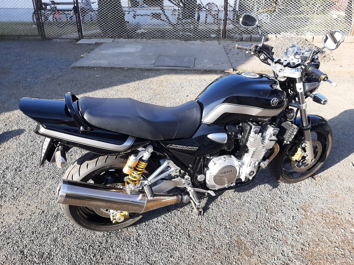 Yamaha XJR 1300 - 3