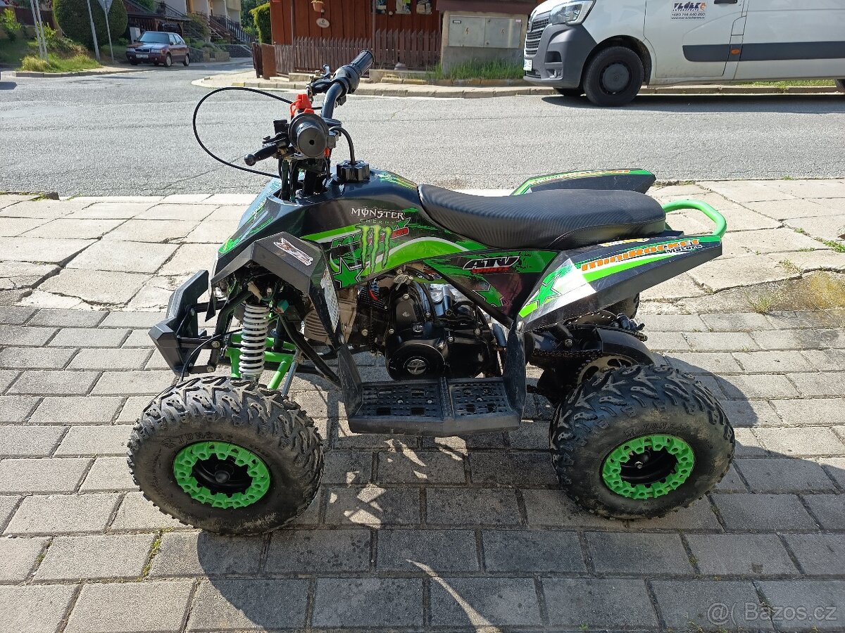 Prodám dětskou čtyřkolku FactoryTeam 90ccm