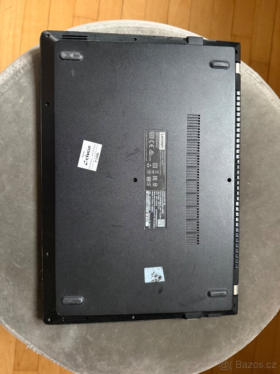 P: 2x Lenovo E31-80 i5/8GB/256GB SSD - 3