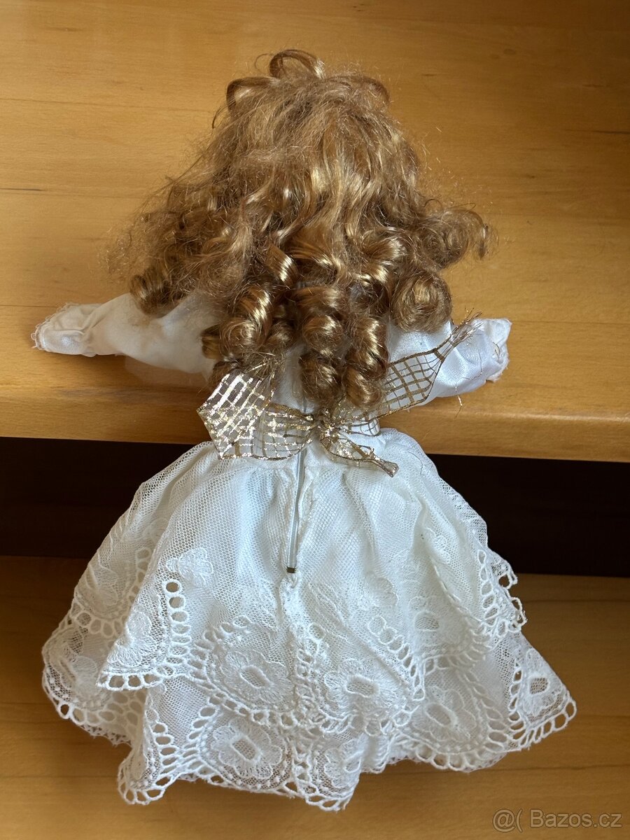 Porcelánová panenka - 3