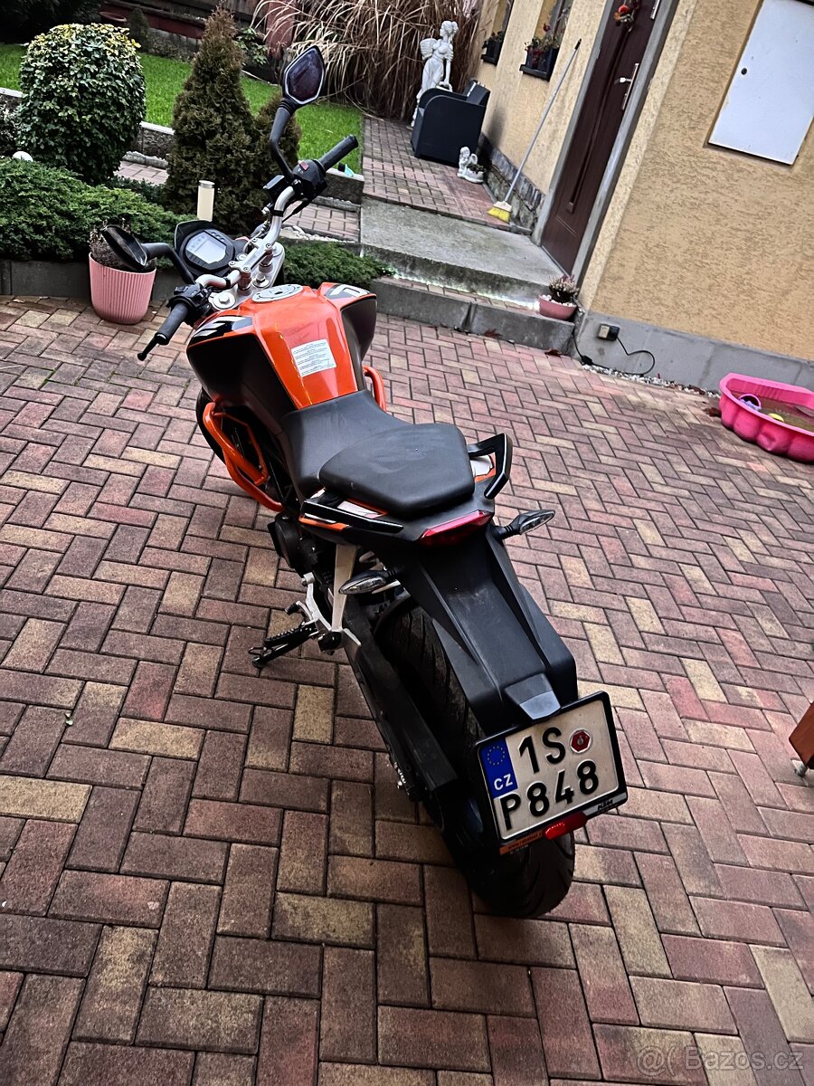 KTM Duke - 3