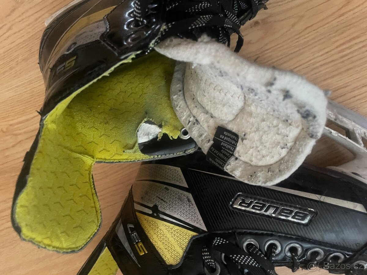 Pánské brusle BAUER velikost 6,5 (41) - 3