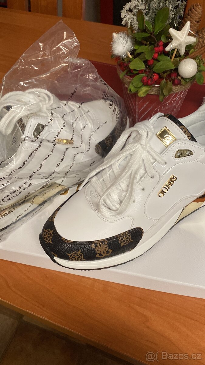 Sportovní značková obuv - 3