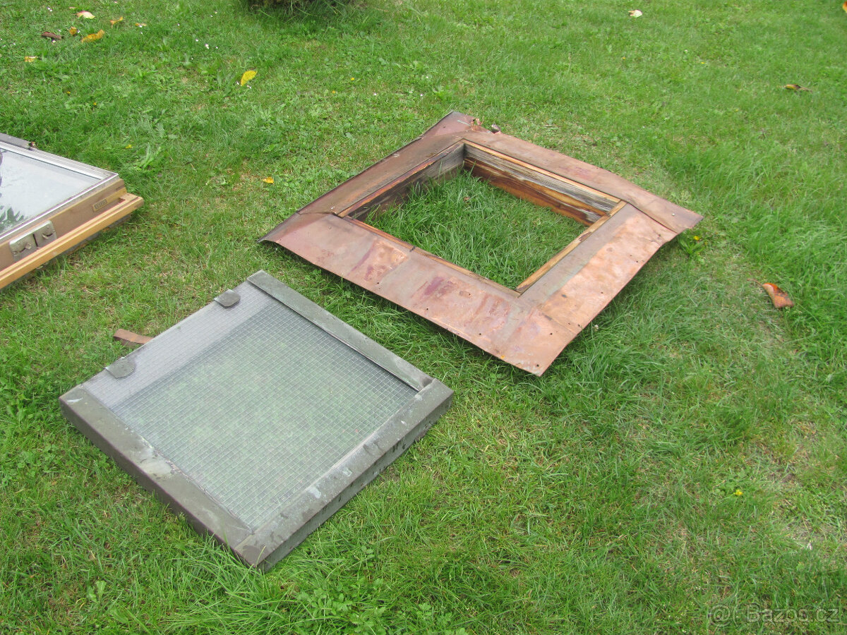 MĚDĚNÉ STŘEŠNÍ OKNO - 60x60cm - 3