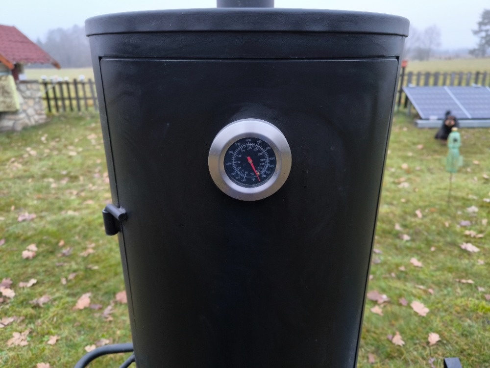 Gril s udírnou 4v1 - 3