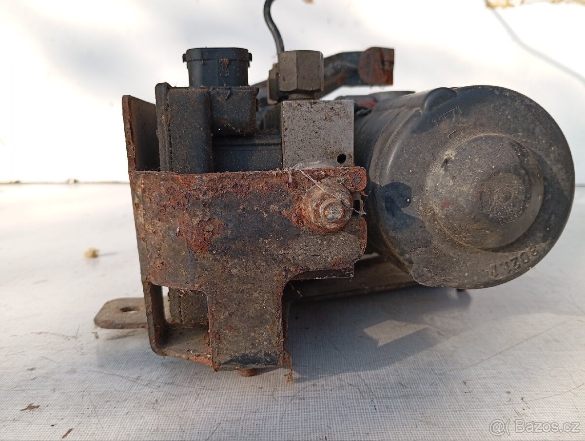 Renault Megane, I - ABS (ABS Pumpa)
- - 3