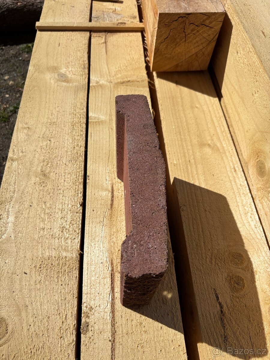 KB BLOK - Betonová plotová stříška štípaná KB 300x200 - 3