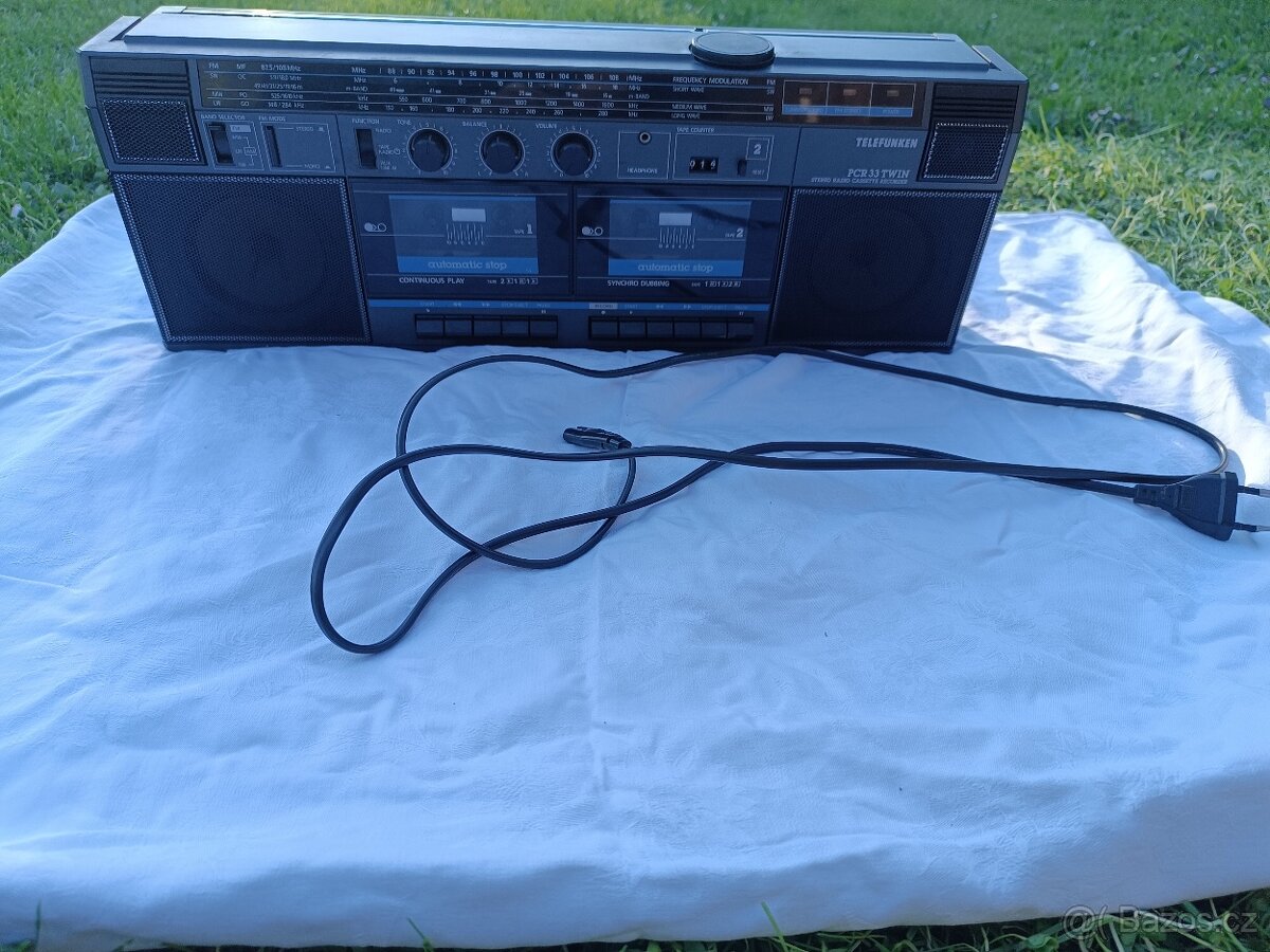 Prodám radiomagnetofon Telefunken PCR 33 TWIN - 3