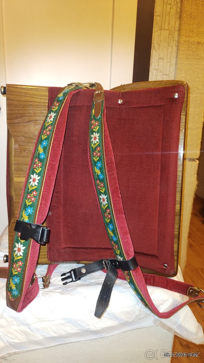 Prodám akordeon Mantovanelli - 3