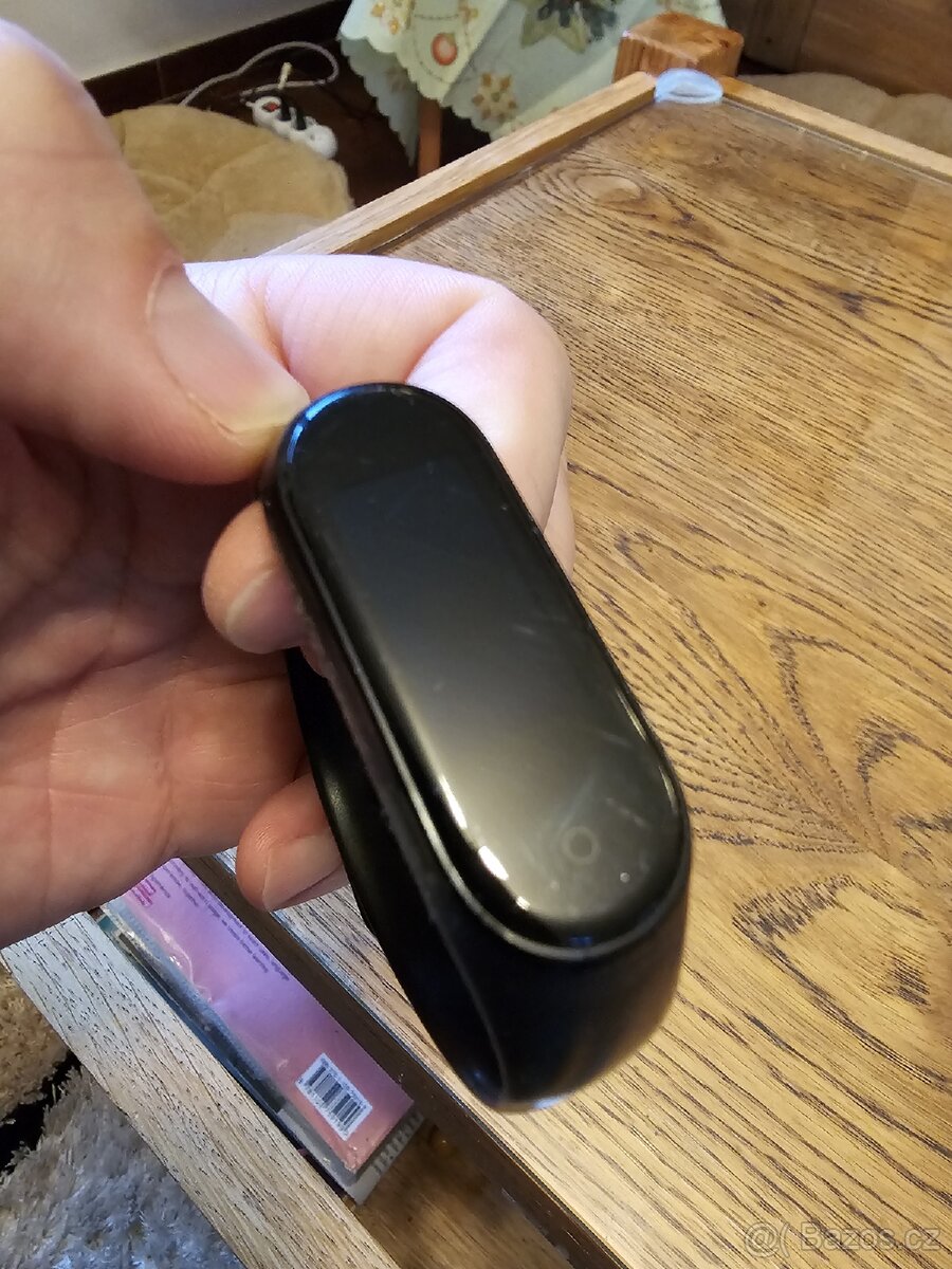 Prodám chytrý náramek Mi Smart Band 4 - 3