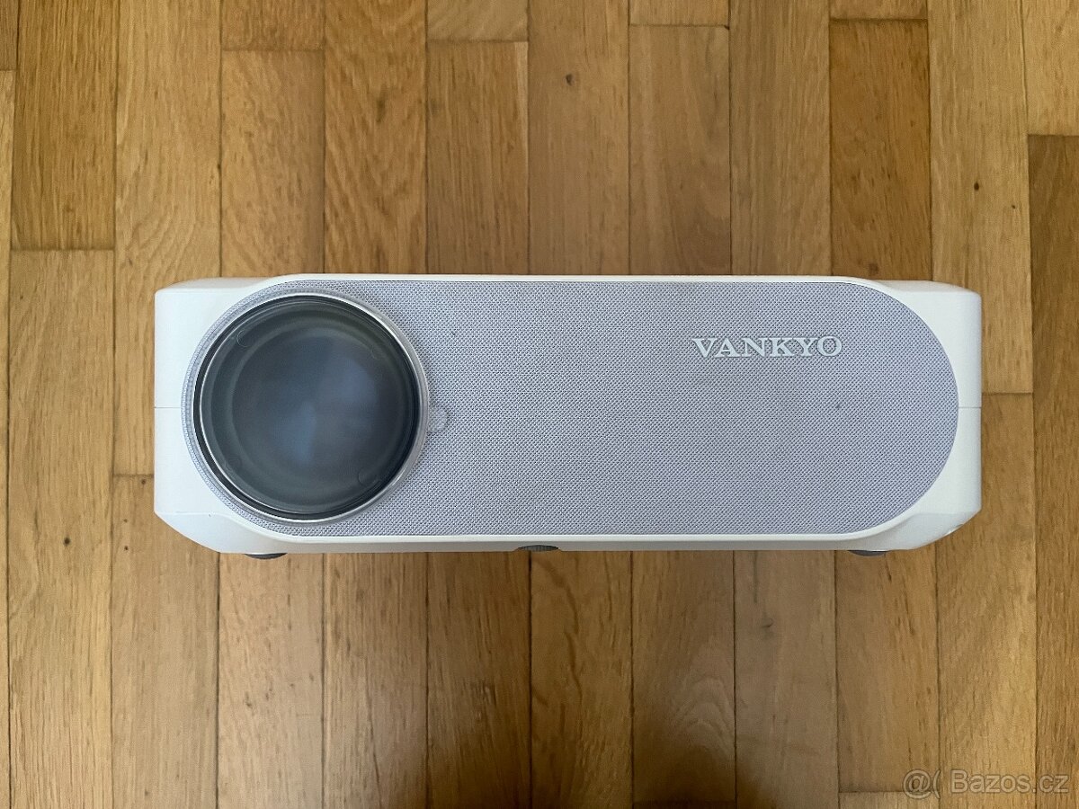 projektor Vankyo Performance - 3