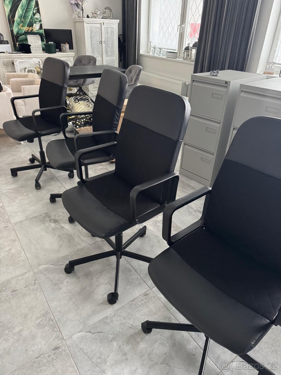 Křeslo na kolečkách - 3