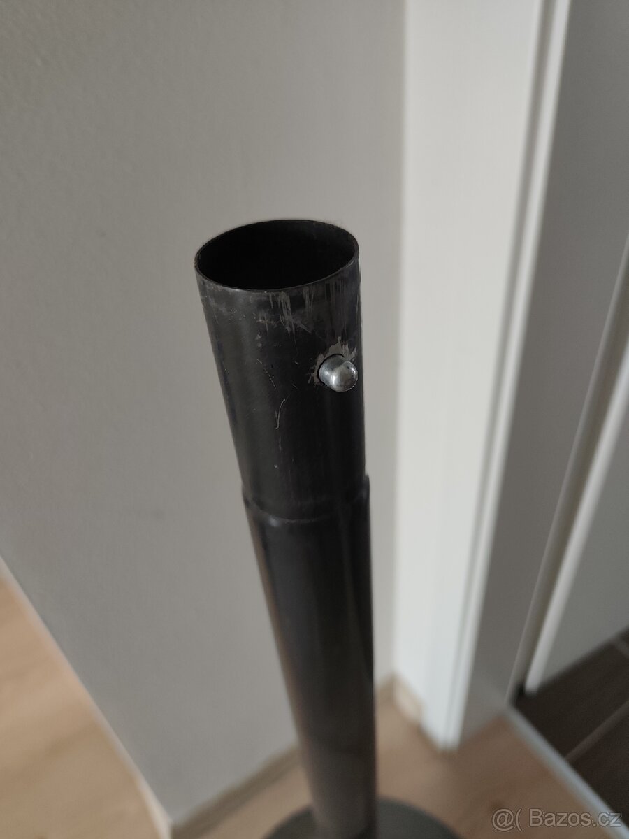 Podstavec pod slunečník - 3