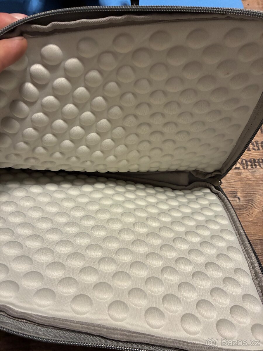 Prodám tašku na notebook Umax 15” - 3