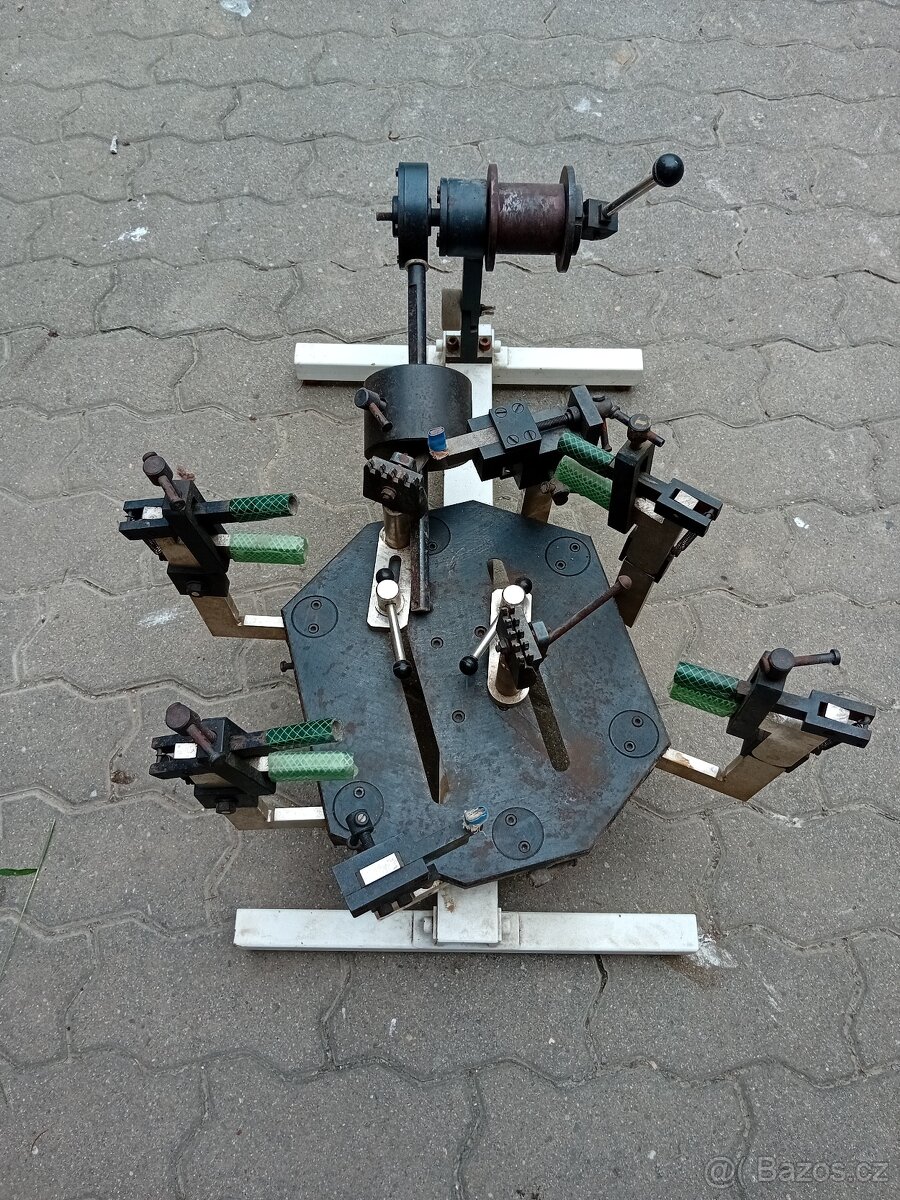 Vyplétačka tenisových raket - 3