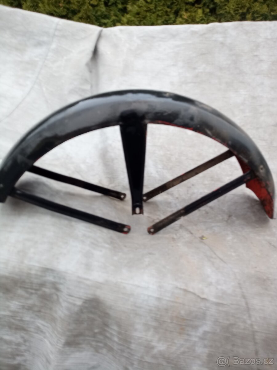 Přední blatník - 3