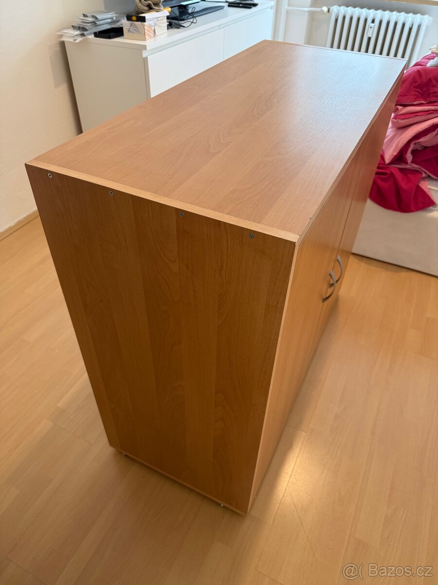 Komoda - 3