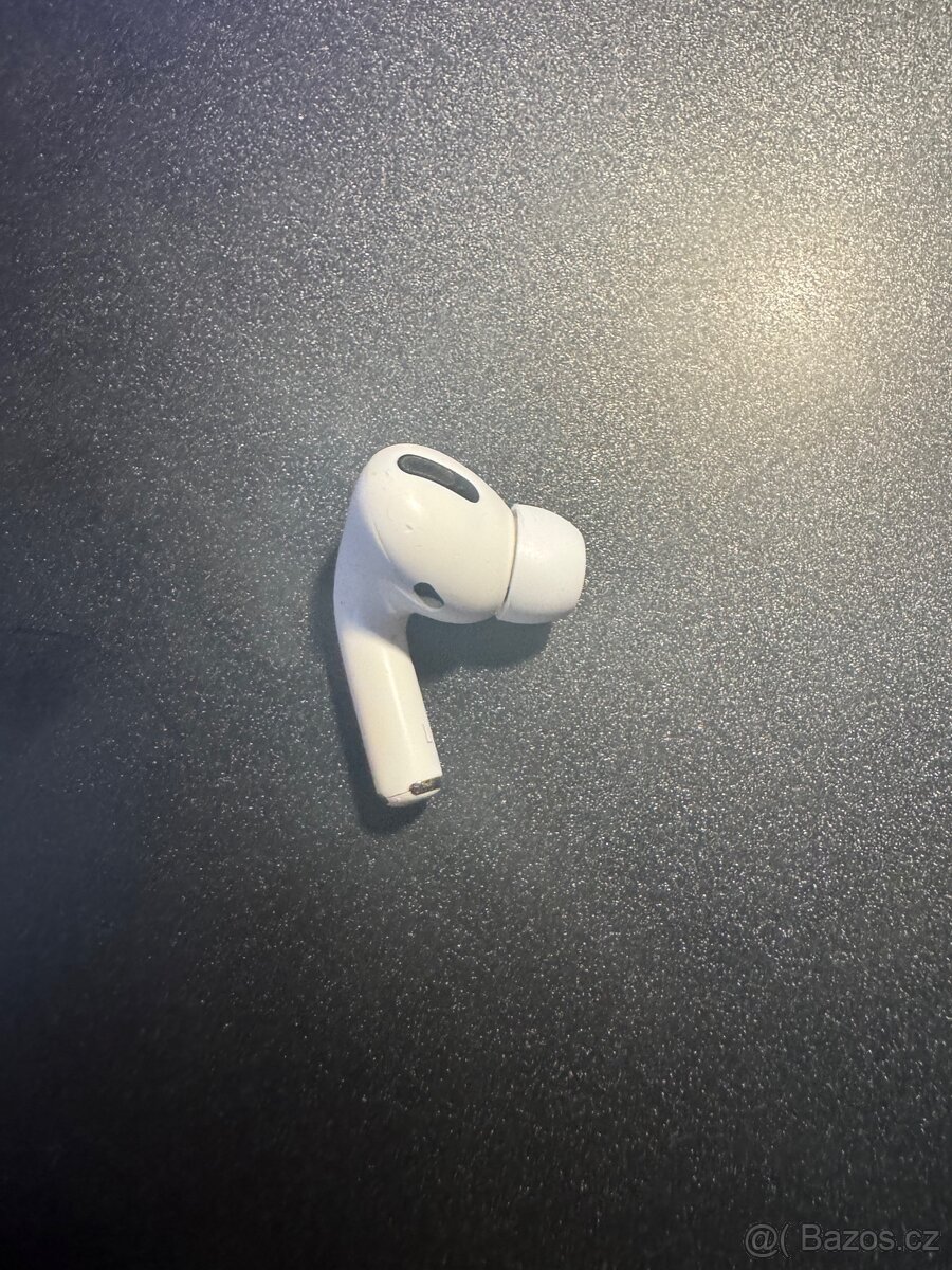Apple airpods pro 1.gen - levý - 3