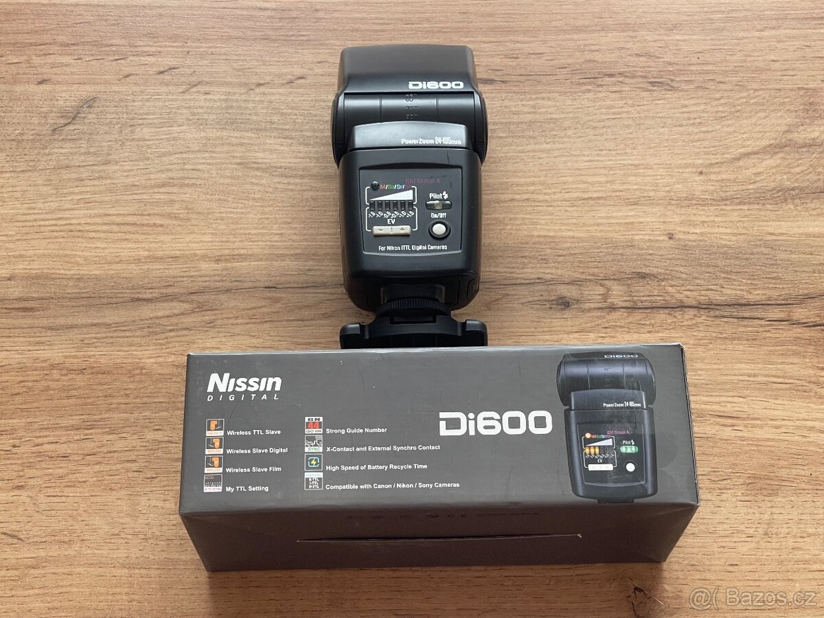 Externí blesk pro Nikon Nissin Di600 - 3