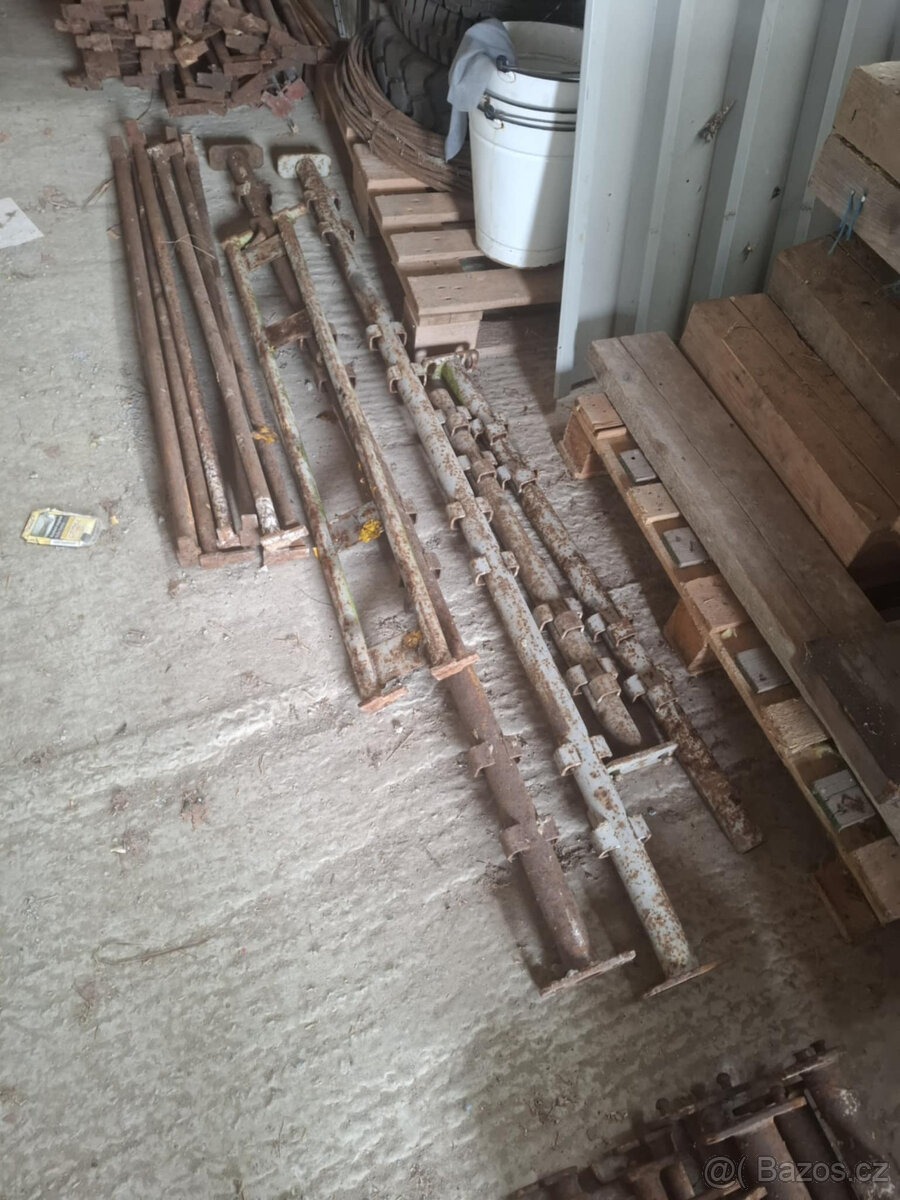 Díly Haki lešení, stojky,podélníky,zábradlí. - 3