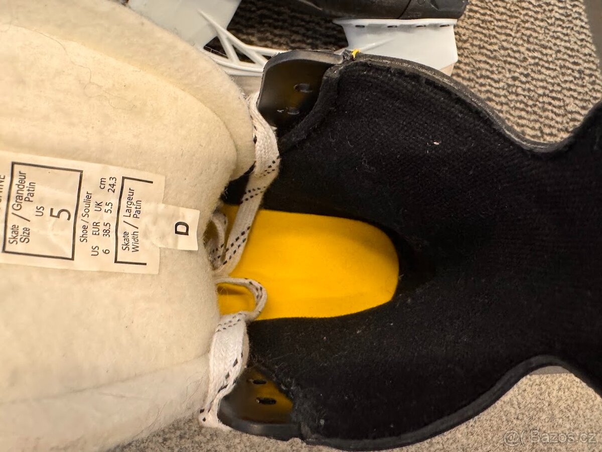 BRUSLE CCM SUPER TACKS 9355, VEL. 38,5/5D - 3