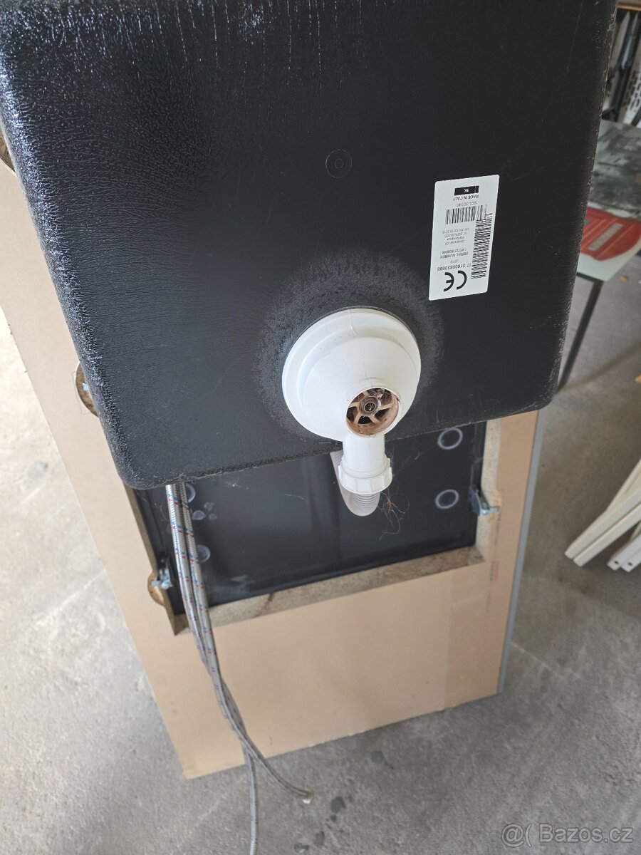 Kuchyňský dřez granitovy Elleci s deskou - 3