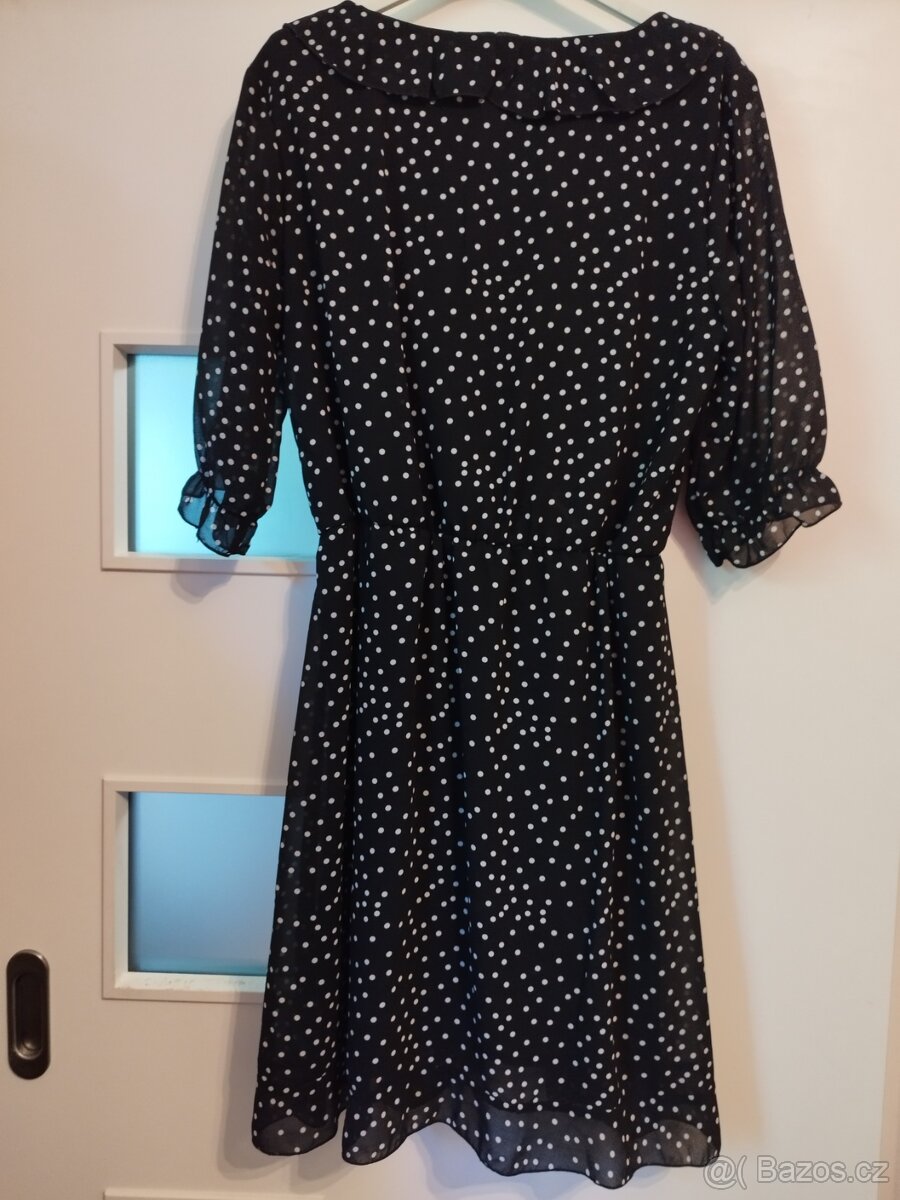 Prodám pěkné dámské šaty Zn.Fisherfield v.38/40 - 3