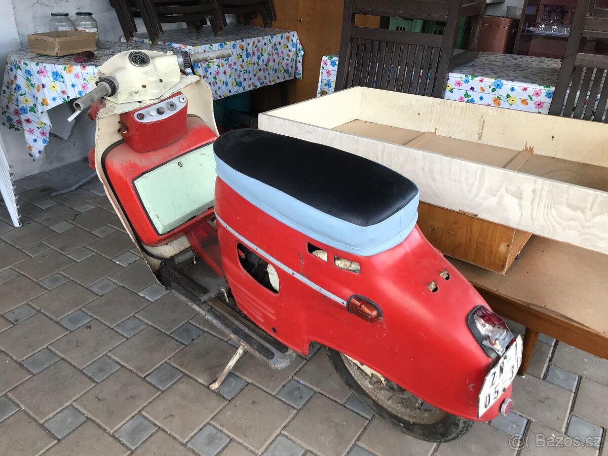 Skutr Tatran Manet S100 - 3