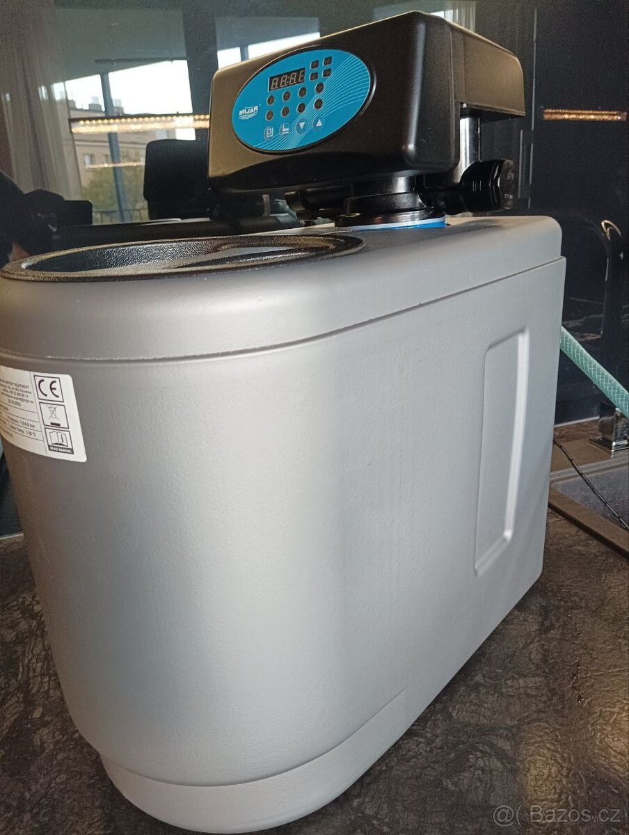Změkčovač vody automatický programovatelný - 3