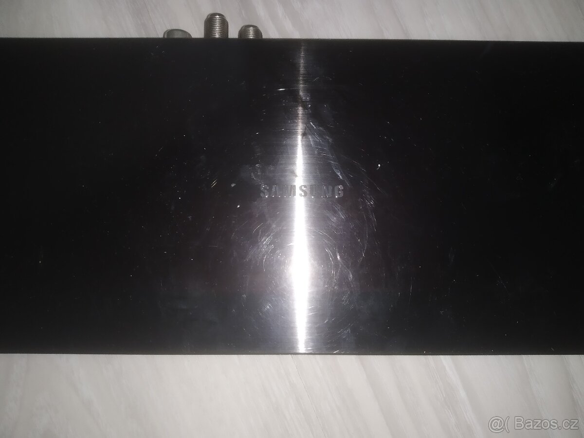 Samsung One Connect (Model: SOC1000M) - 3