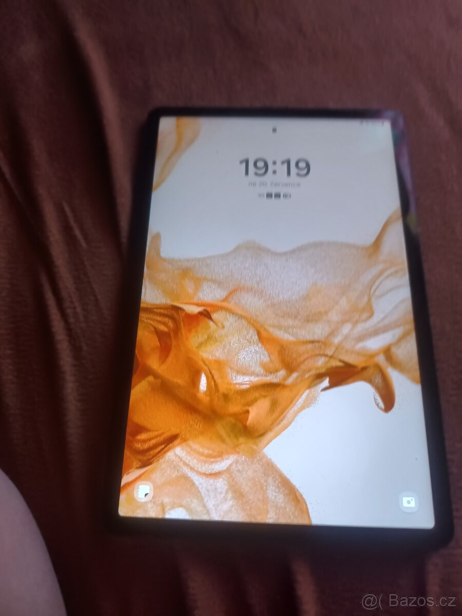 Prodám tablet Samsung Galaxy s 8 - 3