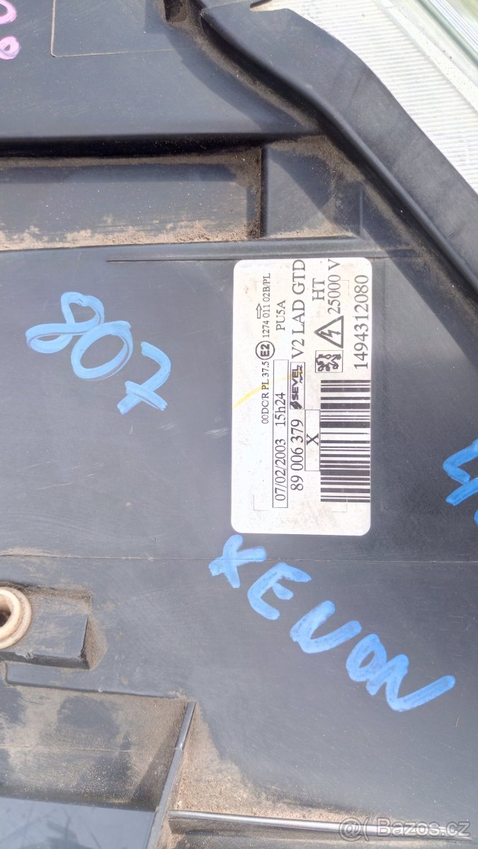 Levé přední xenonové světlo Peugeot 807 - 3