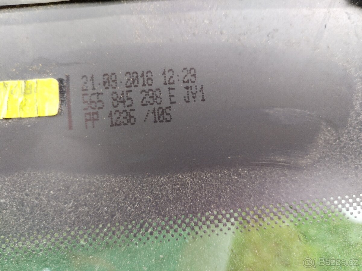 Škoda boční skla do blatníku - 3