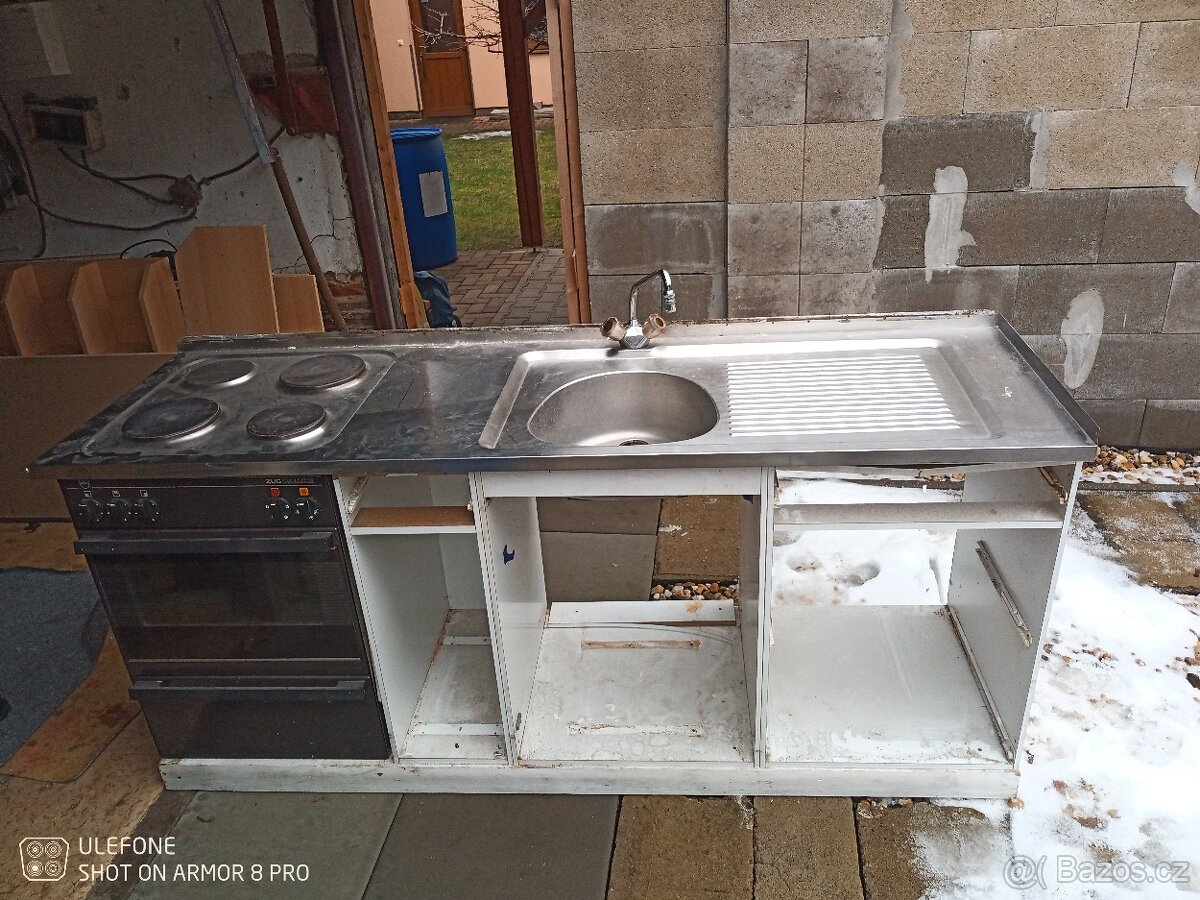 Sporák s dřezem... Komplet - 3