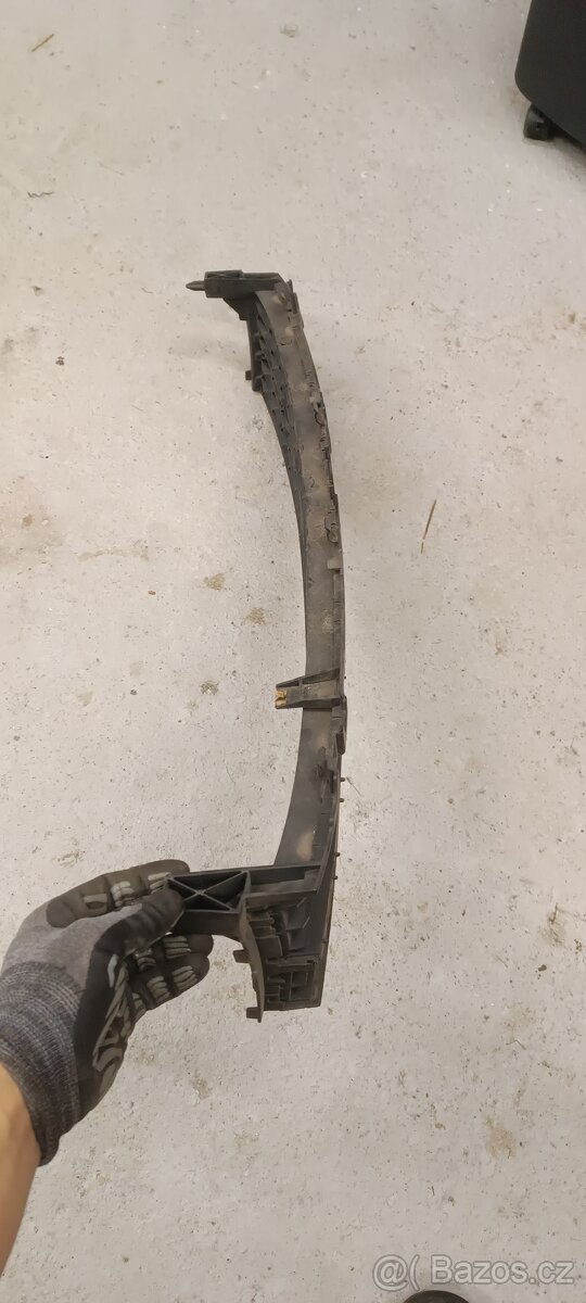 Středová mřížka nárazníku Škoda Superb 3 - 3