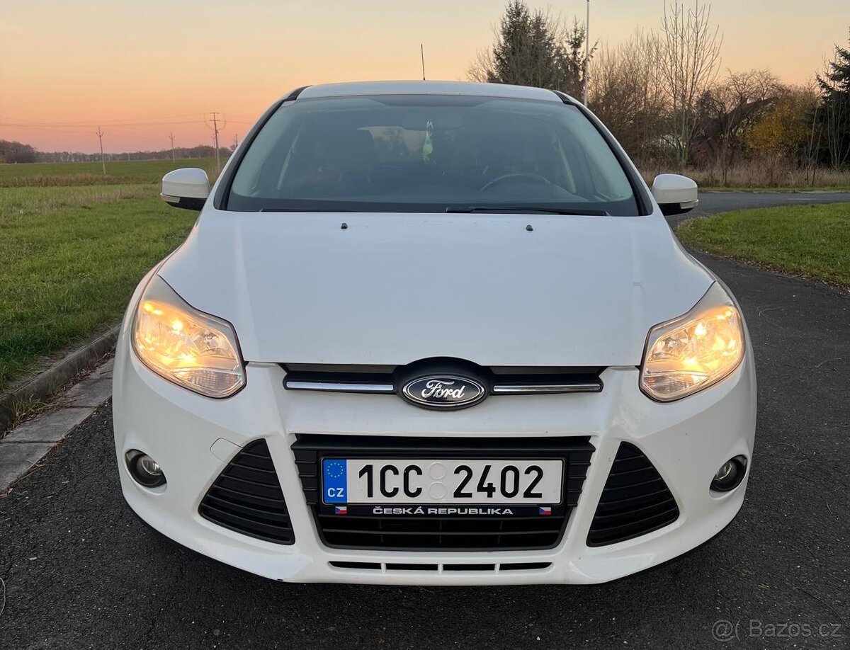 Ford Focus 2011 - 3