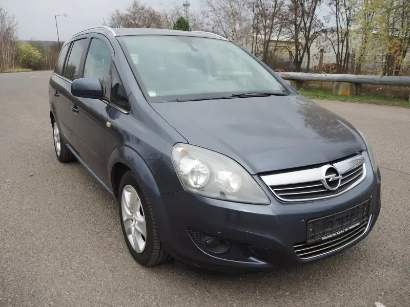 Opel zafira - 3