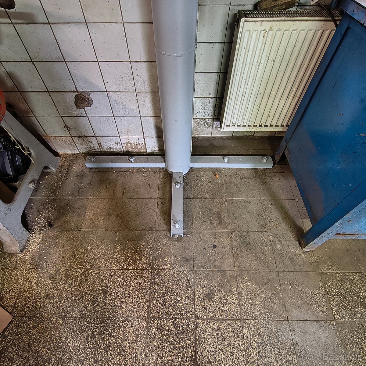 Dílenský jeřáb vlastní výroby. - 3