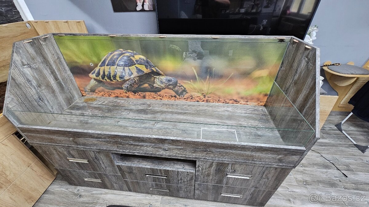 Velký Želvý stůl, terárium, želvárirum. - 3