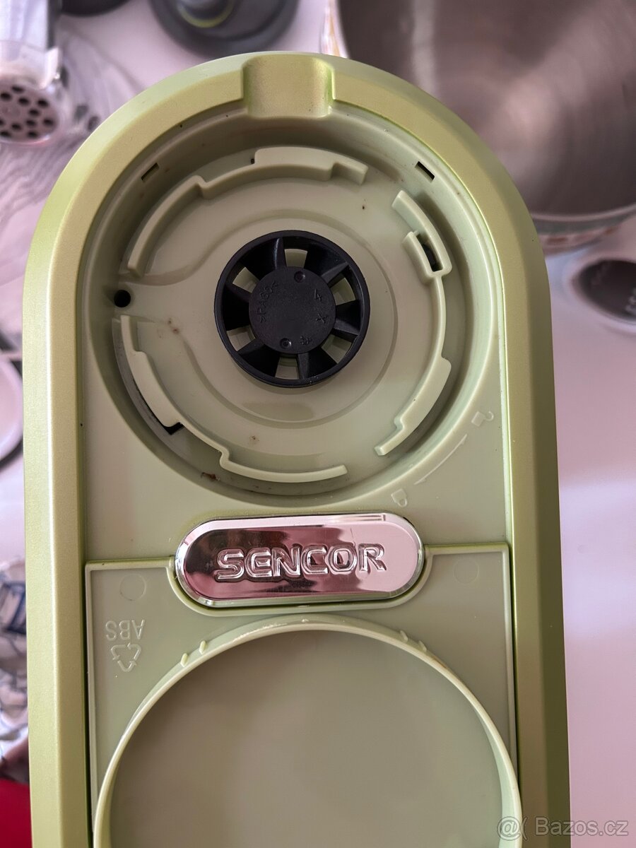 Multifunkční Kuchyňský robot Sencor - 3