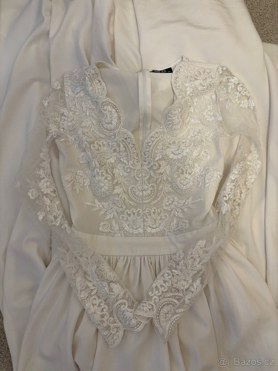 Svatební šaty – bílé krajkové s rozparkem, vel. XS - 3