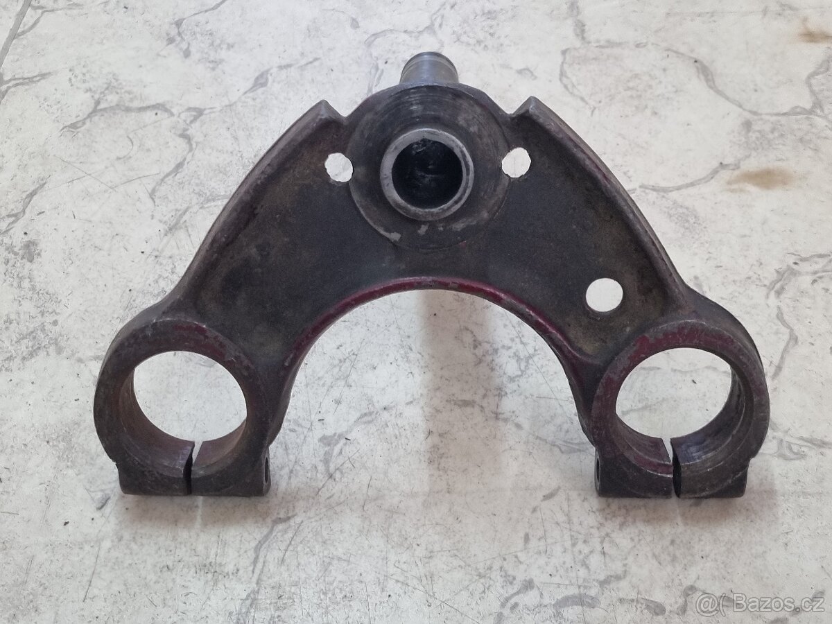 Jawa pérák FJ nebo Ogar - spodní brýle a držák řidítek. - 3