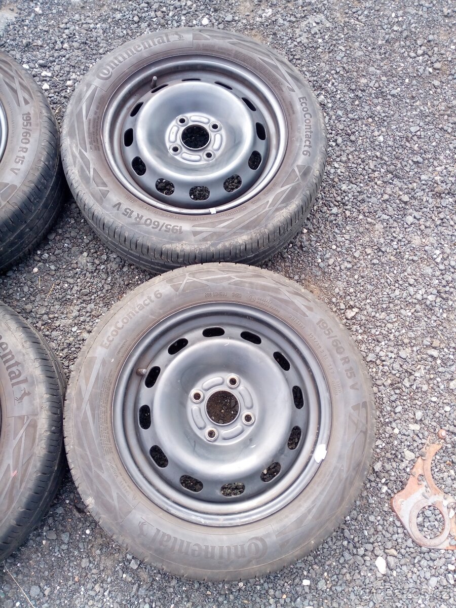 Sada kol 4x108, ET 52.5, R 15 vč. pneu 195/60 R 15 - 3