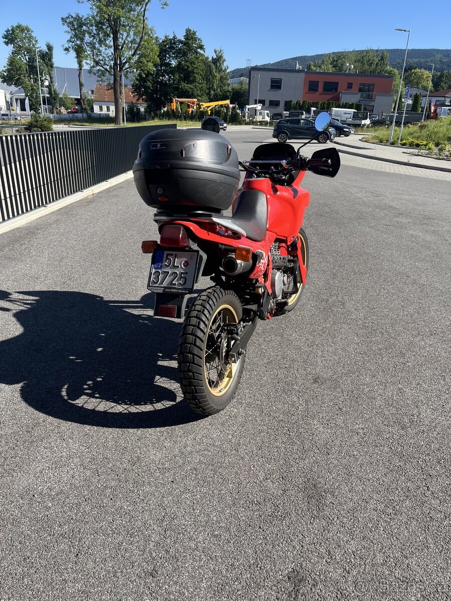 Honda nx650 Dominator - 3