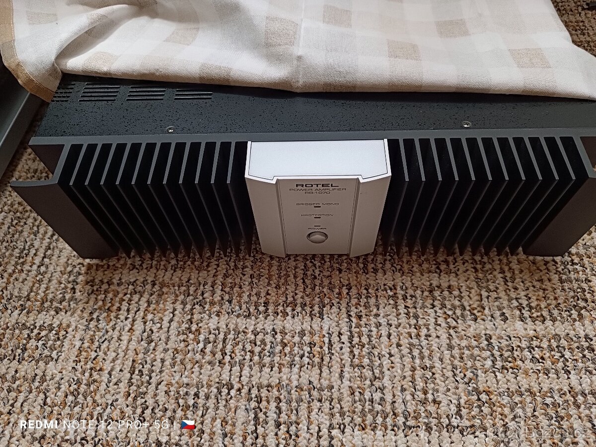 konec. Rotel RB 1070 - 3