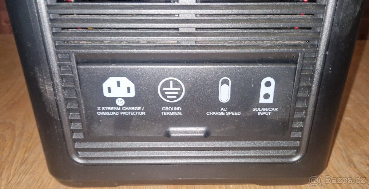 Oukitel P1000 Plus Přenosná napájecí stanice, 1800W 1024Wh - 3