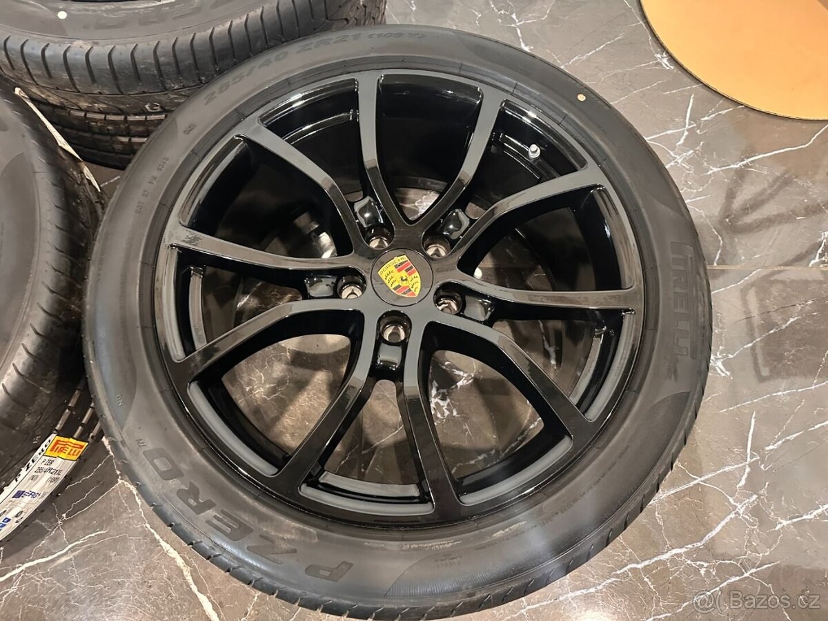 original Cayenne Porsche E3 9Y Exclusive r21 - 3