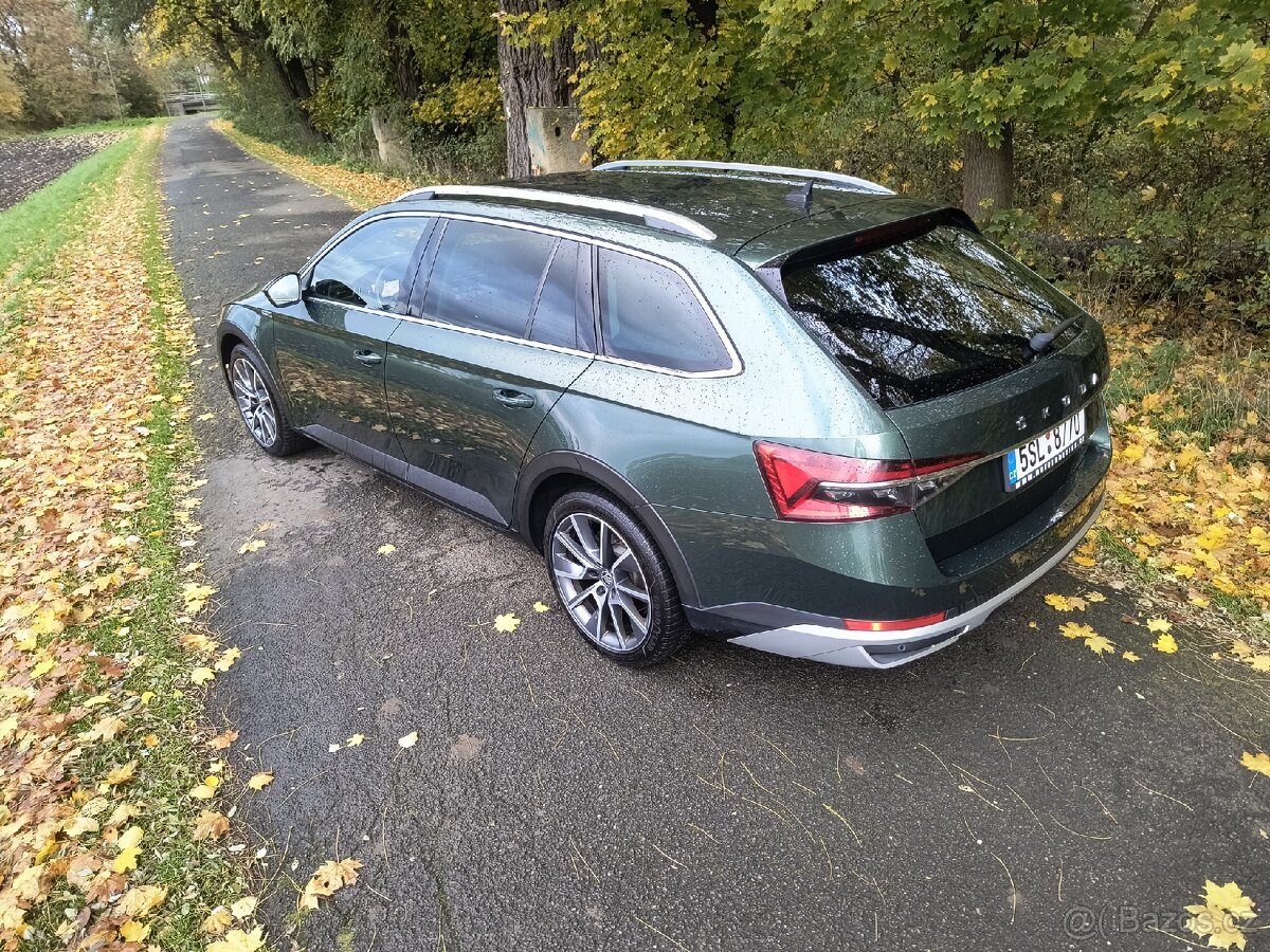 Škoda Superb combi Scout 4x4 - 3