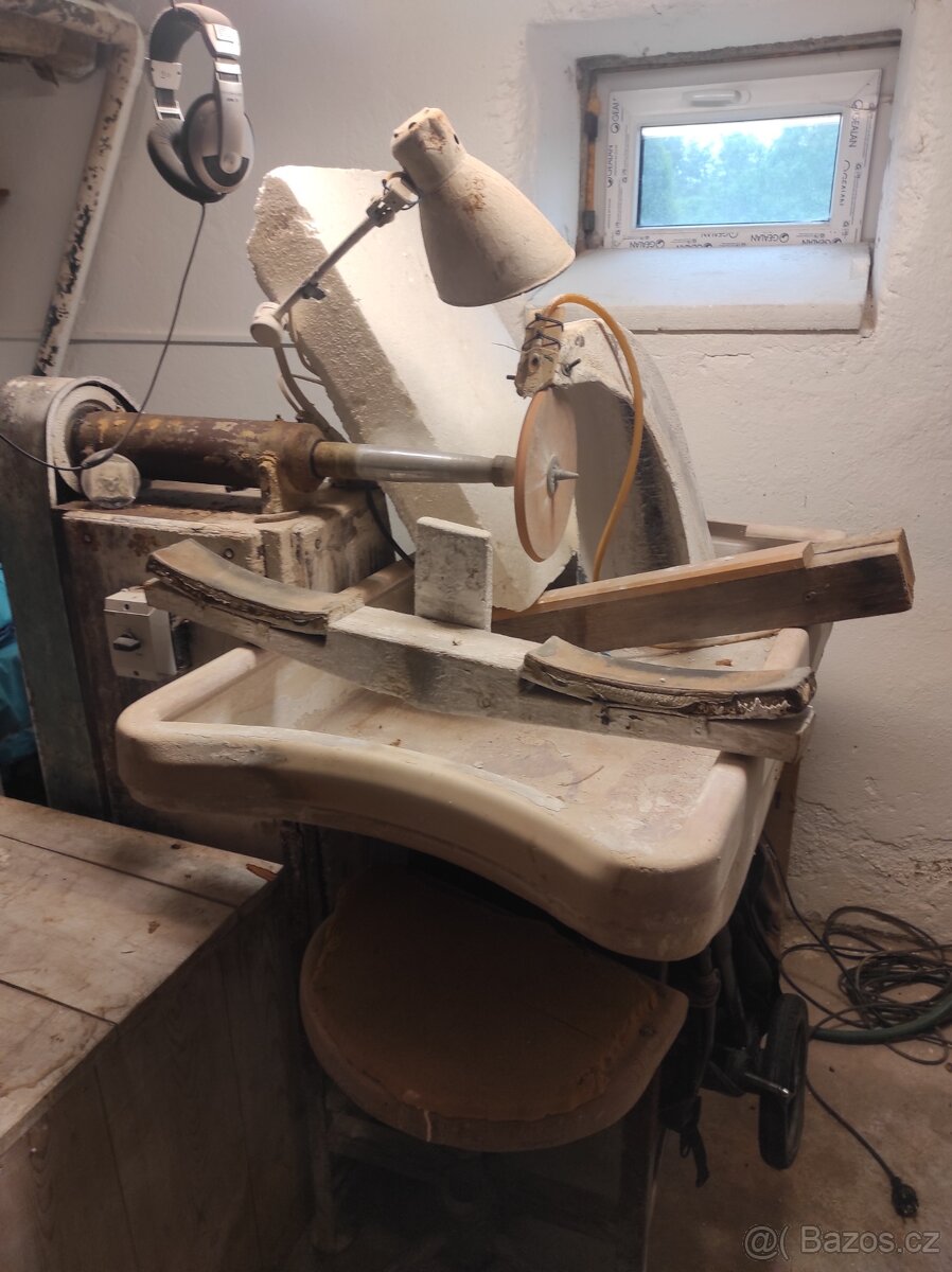 Stroj na broušení skla SPĚCHÁ - 3