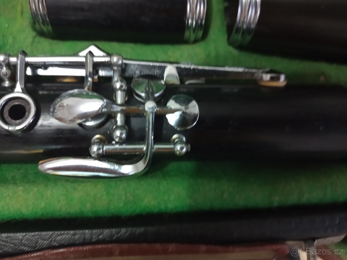 Prodám B Klarinet Amati - 3